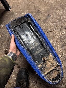 Sedlo Husaberg 390/450/570 - 6