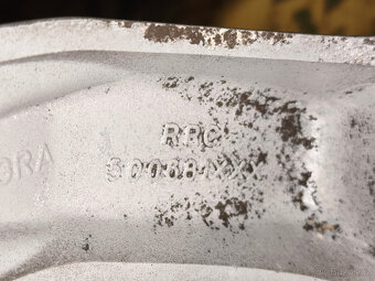 Range Rover / Sport - originál 20" alu disky - 6