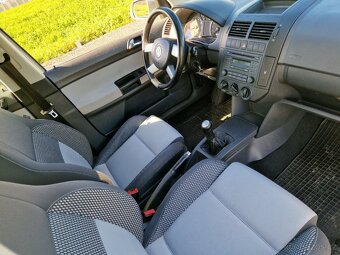 Volkswagen Polo Cross 1.6 benzin 77 kw - 6