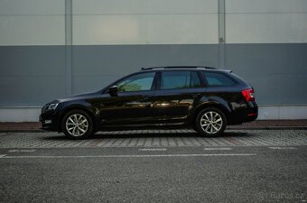 Škoda Octavia Combi 2.0 TDI Elegance/Style DSG - 6