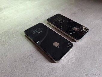 2x iPhone 4 - na náhradní díly - 6
