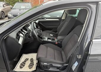 Volkswagen Passat 2.0 TDI COMFORTLINE ACC nafta manuál - 6