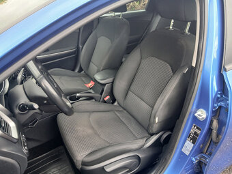 Kia Cee´d Combi 1,0 T-GDI MÁLO NAJETO, DPH - 6