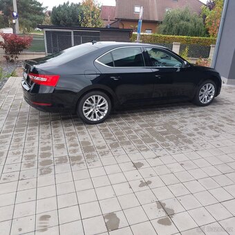 Škoda superb 2.0tdi-110kw-129.000km - 6