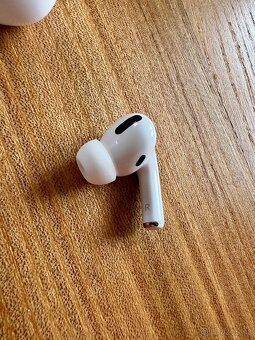 Apple AirPods PRO 2 - 6