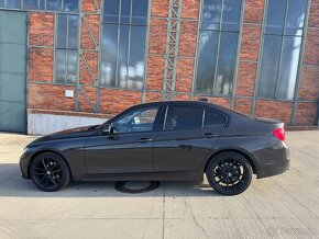 BMW 320i F30 Automat | M Paket | Nízký nájezd - 6