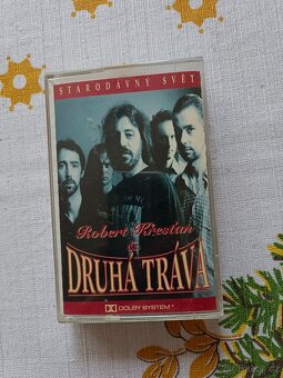 MC výborný stav. R. Křesťan a Druhá tráva. Vangelis. - 6