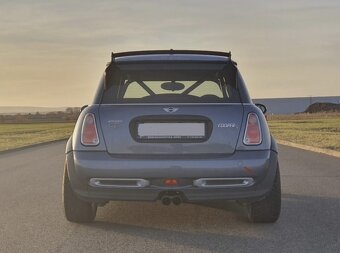 Prodáme Mini Cooper JCW GP1 13600 km - 6