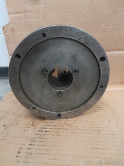 Sklíčidlo 200mm - 6