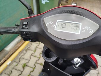 Elektronická tříkolka selvo - 6