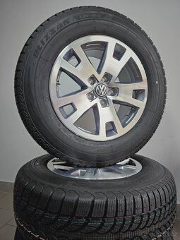 Orig. VW Amarok 5x120 Zimní 245/65/17 - Nové - 6