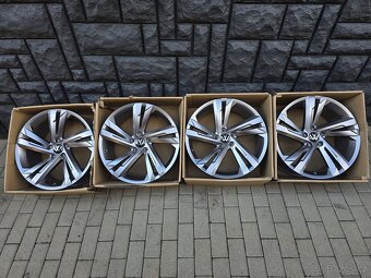 5x112 R19 VW Valencia Tiguan Rline Nepoužite - 6