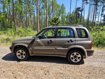 Suzuki Grand Vitara 2.5i V6 4x4 - 6