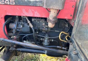 Traktor Zetor 6245 - 6