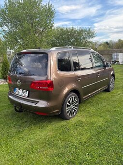 VW Touran Highline 2.0 TDI 7mist,Webasto,bixenony - 6