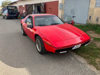Prodám Pontiac Fiero 2.5 r.v.1986 po starší renovaci - 6