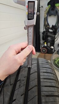Zánovní Letní sada Hankook 235/50R19 - 6