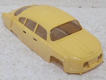 Tatra 603 Ites - Retro hračka - Auto bowden - 6
