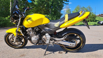 Honda CB600F Hornet, r.2002 - 6