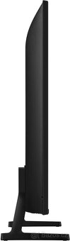 50" Samsung UE50DU7172 - 6
