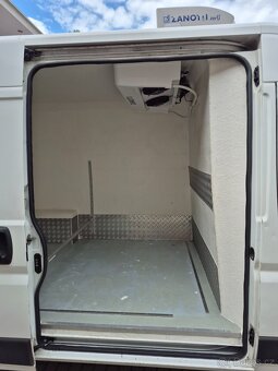 Peugeot-Boxer CHLADÍRENSÝ 2.0 HDi 120kw L2H2, 1.maj. - 6
