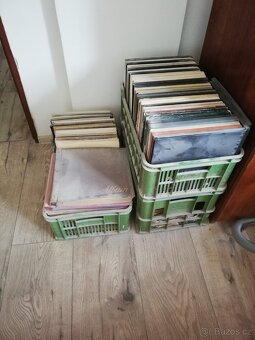 Gramofonové desky. DVD, CD, VHS - 6