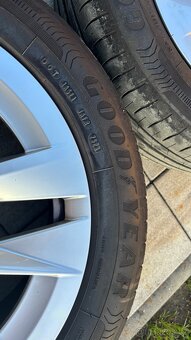 Alu kola 5x112 r17 s letnim pneu - 6