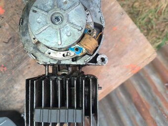 Motor Babeta 215 - 6