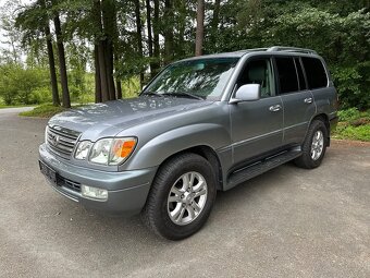 LEXUS LX470 - 6