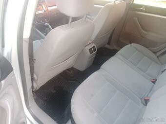 VW Golf 5 variant 2.0 TDI 2010 - 6