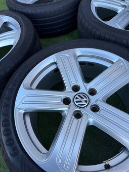 Volkswagen GOLF 7 R-LINE LETNÍ SADA 225/40 R18 - 6