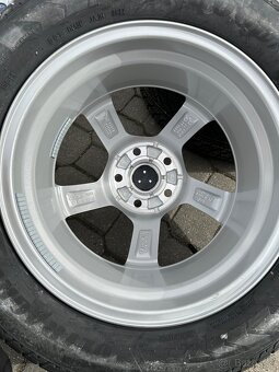 Prodám originál ALU Ford Focus 16" 5x108 6,5Jx16 ET45 - 6