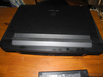 notebook ASUS 17" displej intel i 7 - 6