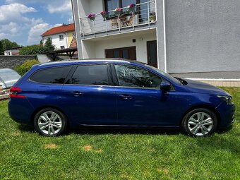 Peugeot 308 SW 1.2i 81KW Automat r.v2018 Nové v ČR - 6