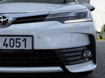 Toyota Corolla 1.6 Valvematic Executive / automat / 2018 - 6