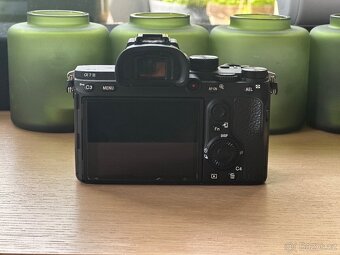 Sony A7 III – Full Frame bezzrcadlovka - 6