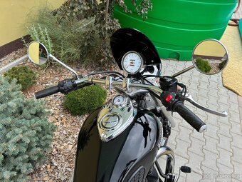 Triumph SPEEDMASTER - 6