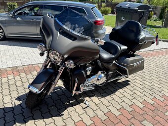 Harley Davidson Electra Glide Limited FLHTK - 6