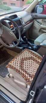Toyota Land Cruiser 120 - 6
