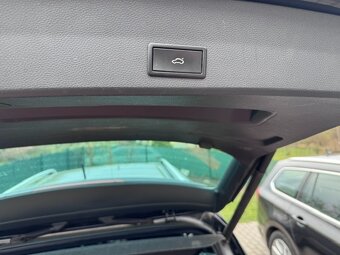 Seat Ateca 2.0 TDI Xcellence 4Drive (2017) - 6