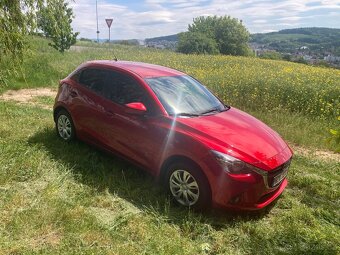 Mazda 2 - 6