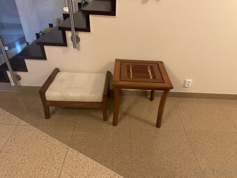 Prodám stolek + stoličku 58x58, 68x50 - 6