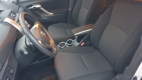 PRODÁM TOYOTA COROLLA VERSO, DIESEL AUTOMAT 1 MAJITEL - 6