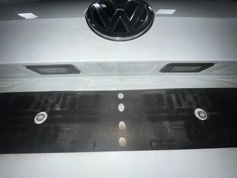 Páté dveře bílá metalíza LC9A VW Golf 7 kombi r.v. 2016 - 6