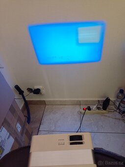 Projektor Technaxx Mini-LED HD Beamer TX-127 - 6