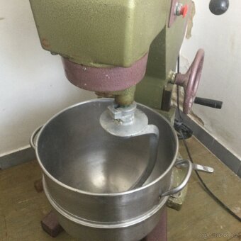 Prodej restauračního zařízení - 6