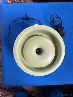 Fontánka na pití pro psy a kočky velká 3l - 6