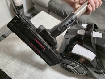 Bezsáčkový vysavač Rowenta RO4825EA - 6