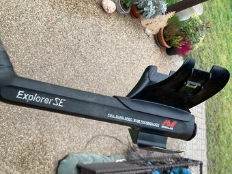 Detektor kovu Minelab Explorer SE profesional - 6