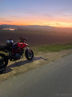 Ducati Hypermotard 796 - 6